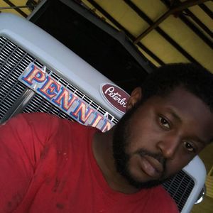 Meet your Posher, Devante